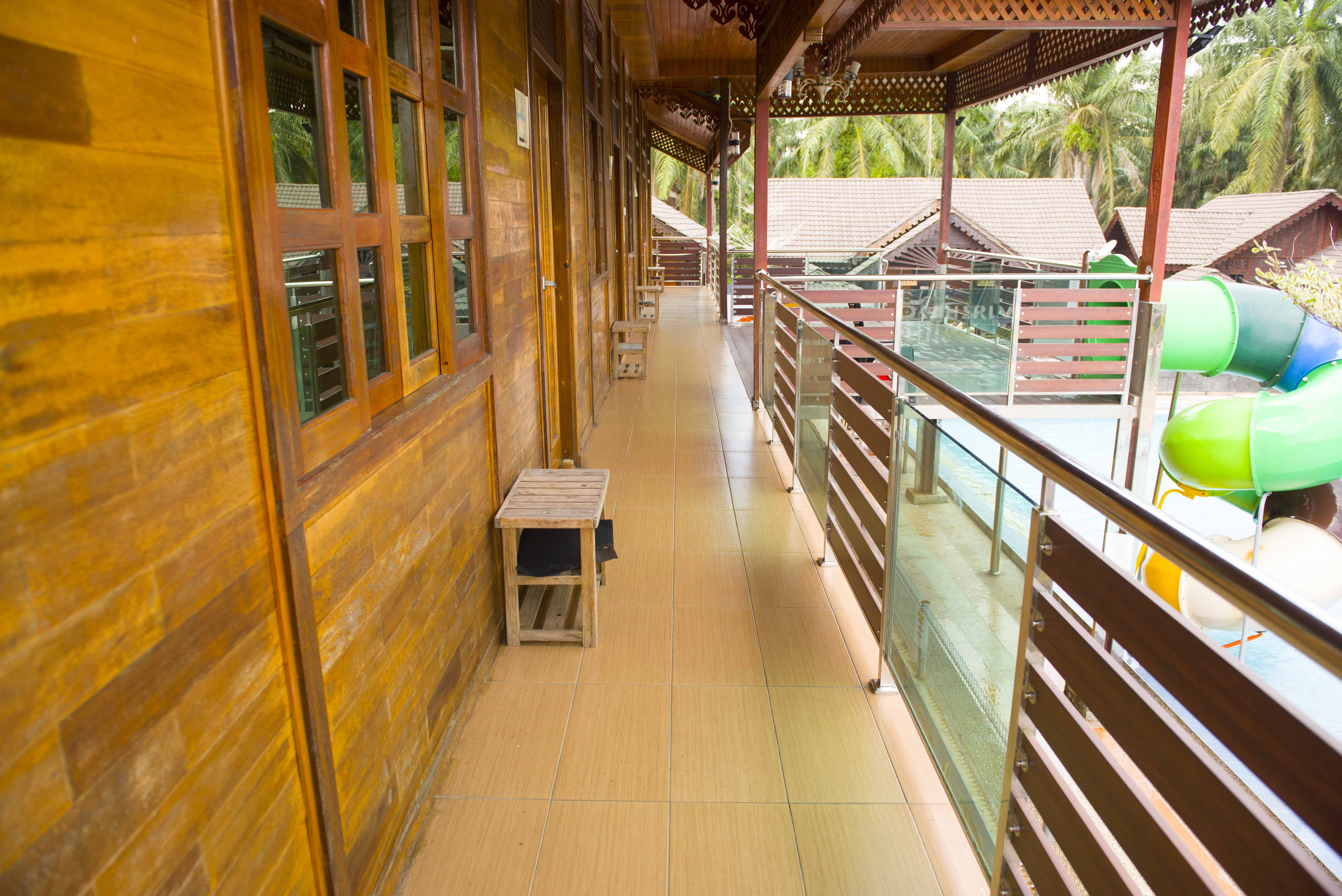 Balau Pool View